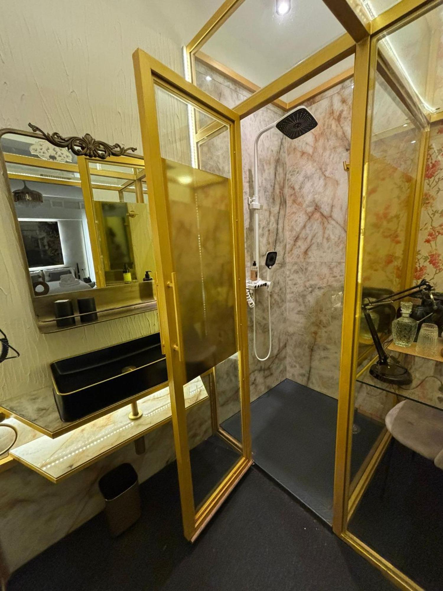 Abalu Design Boutique Hotel Gran Via Madrid Dış mekan fotoğraf